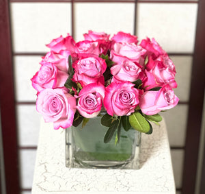 Charming Modern 16 Purple Roses