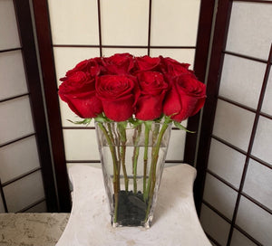 A Pave Style Roses Red